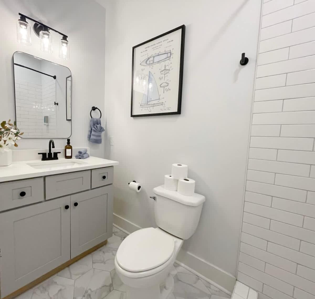 Elegant Duplex Steps To Forsyth! Ferienhaus